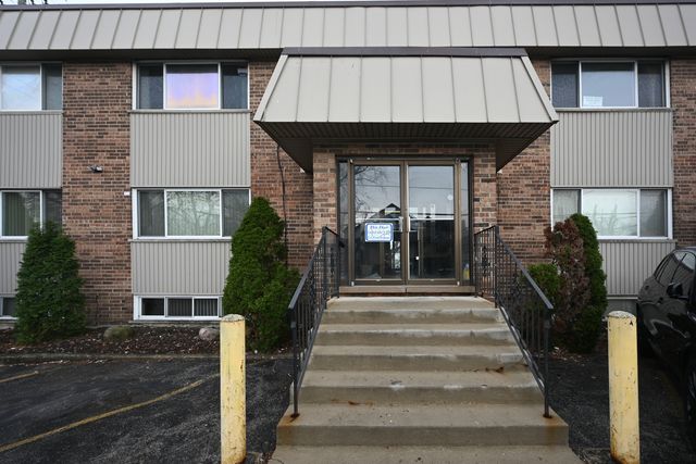 1101 W IRVING PARK Road, Bensenville, IL 60106