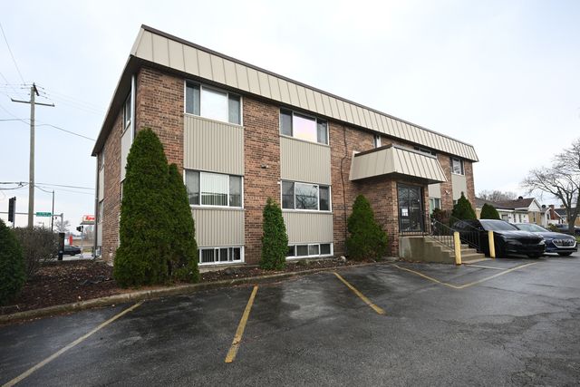 1101 W IRVING PARK Road, Bensenville, IL 60106