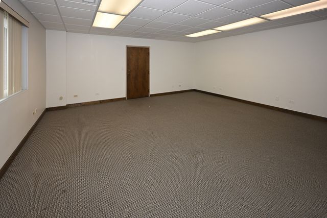 1101 W IRVING PARK Road, Bensenville, IL 60106
