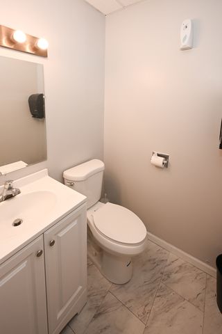 1101 W IRVING PARK Road, Bensenville, IL 60106