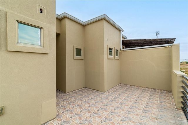 1324 E Camellia Avenue D, Mcallen, TX 78501