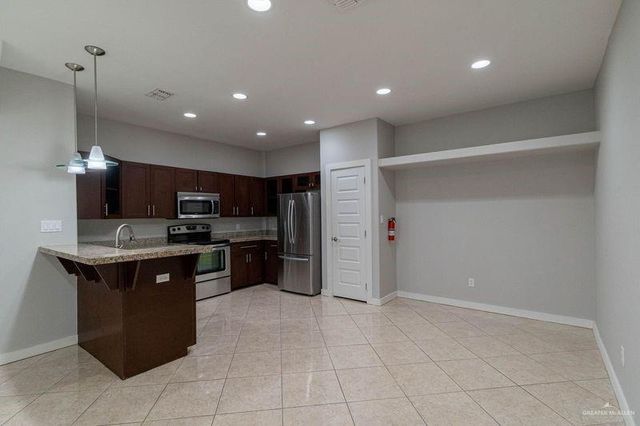 1324 E Camellia Avenue D, Mcallen, TX 78501