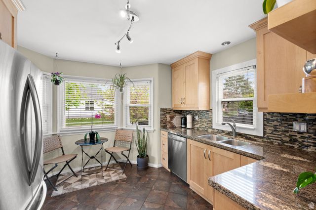 538 E DOWNINGTON AVE, Salt Lake City, UT 84105