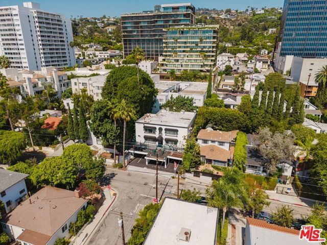 9031 Phyllis Avenue 1, West Hollywood, CA 90069