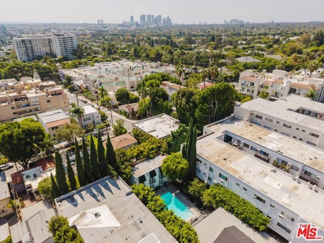 9031 Phyllis Avenue 1, West Hollywood, CA 90069