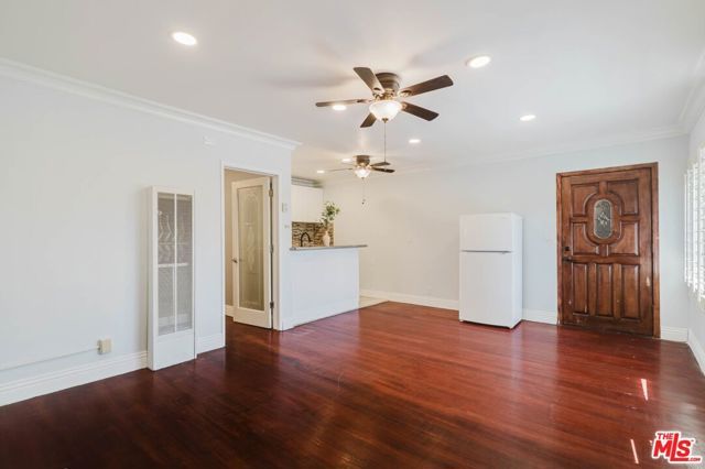 9031 Phyllis Avenue 1, West Hollywood, CA 90069