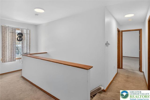 6318 Ventnor Drive, Coolbaugh Twp, PA 18466