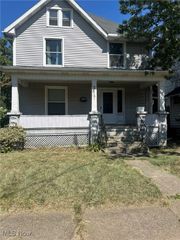 2817 2nd Street NW, Canton, OH 44708