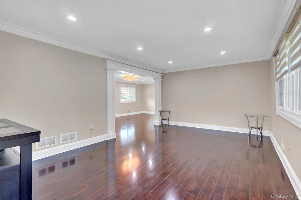 3 Daniel Drive, Farmingdale, NY 11735 — photo 5