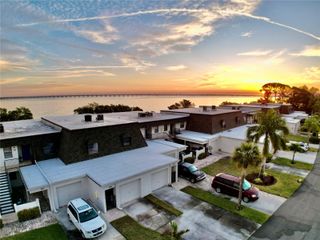 2980 HAINES BAYSHORE ROAD 124, Clearwater, FL 33760