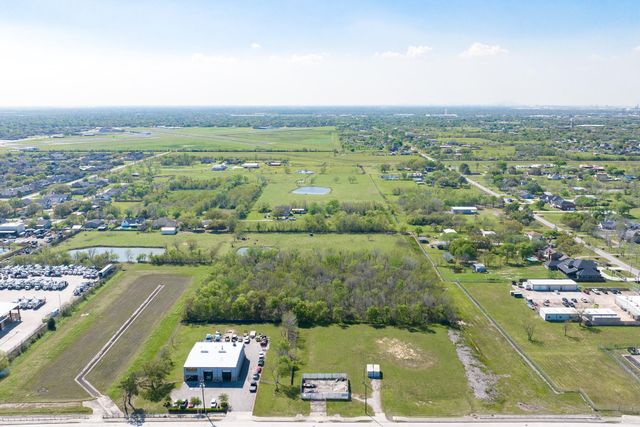 0 E H Street, La Porte, TX 77571