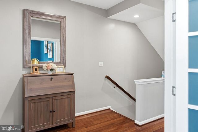7825 CRESCENT PARK DR, Gainesville, VA 20155
