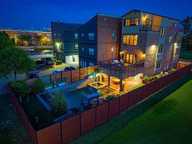 319 NE 1st Street, Oklahoma City, OK 73104