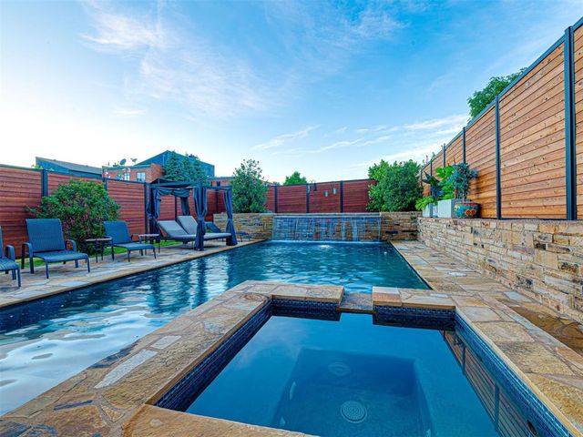 319 NE 1st Street, Oklahoma City, OK 73104
