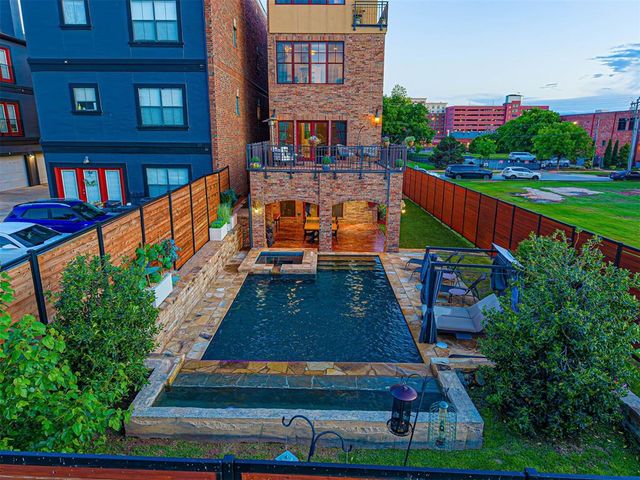 319 NE 1st Street, Oklahoma City, OK 73104