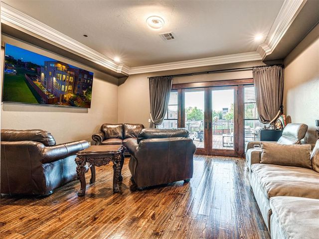 319 NE 1st Street, Oklahoma City, OK 73104
