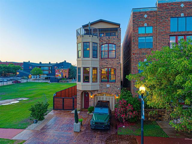 319 NE 1st Street, Oklahoma City, OK 73104