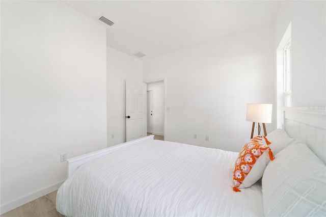 6889 SE 23RD AVENUE, Ocala, FL 34480