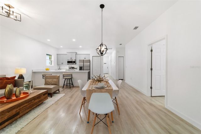 6889 SE 23RD AVENUE, Ocala, FL 34480