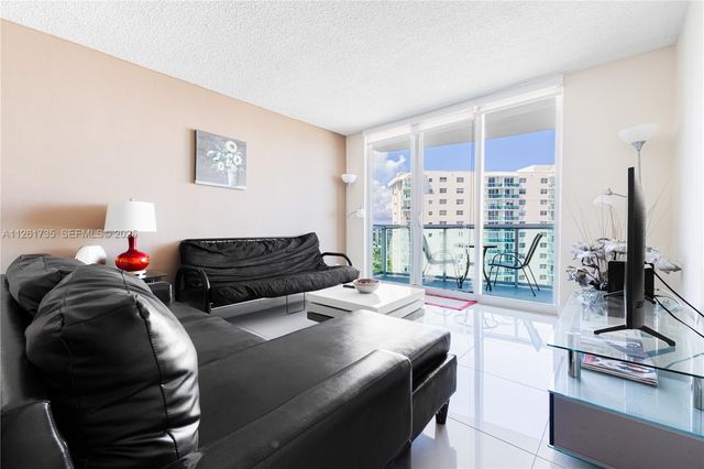 3901 S Ocean Drive 11C, Hollywood, FL 33019