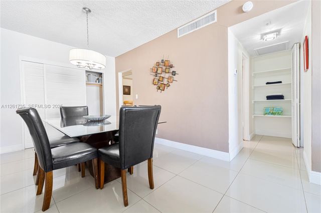 3901 S Ocean Drive 11C, Hollywood, FL 33019