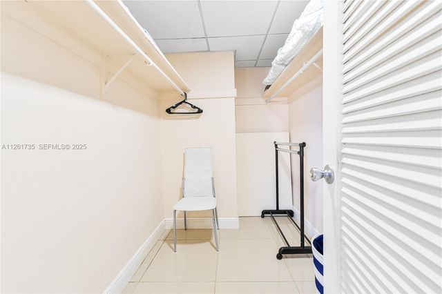 3901 S Ocean Drive 11C, Hollywood, FL 33019