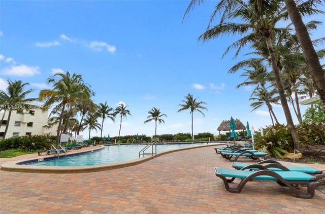 3901 S Ocean Drive 11C, Hollywood, FL 33019