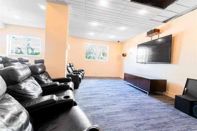 3901 S Ocean Drive 11C, Hollywood, FL 33019