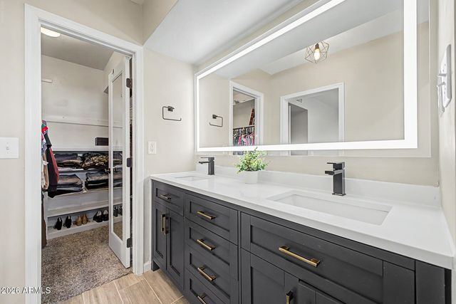 1421 W IMPALA Avenue, Mesa, AZ 85202