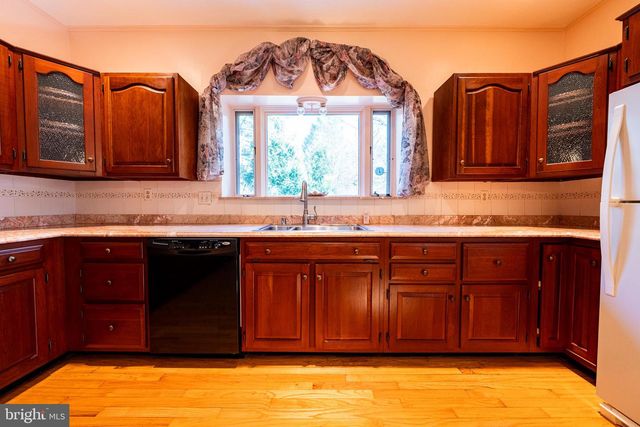 3 CENTER RD, Baltimore, MD 21286