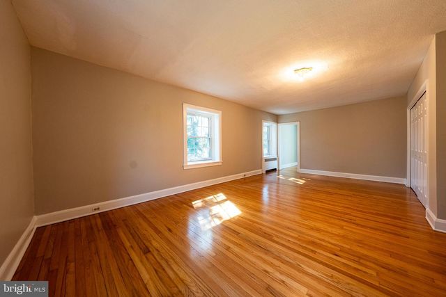 3 CENTER RD, Baltimore, MD 21286