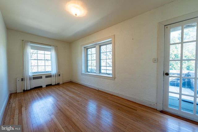 3 CENTER RD, Baltimore, MD 21286