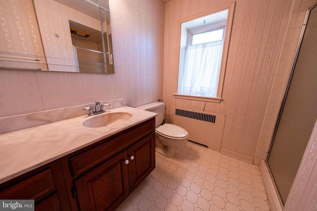 3 CENTER RD, Baltimore, MD 21286