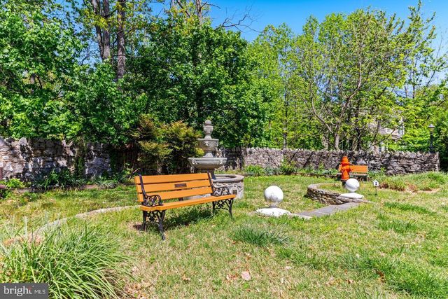 3 CENTER RD, Baltimore, MD 21286