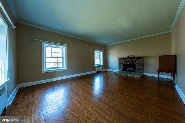 3 CENTER RD, Baltimore, MD 21286