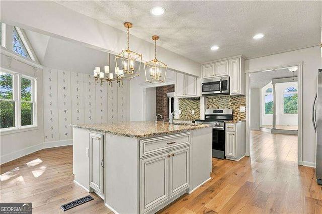 1508 Lake Koinonia Drive, Woodstock, GA 30189