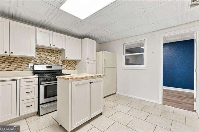 1508 Lake Koinonia Drive, Woodstock, GA 30189