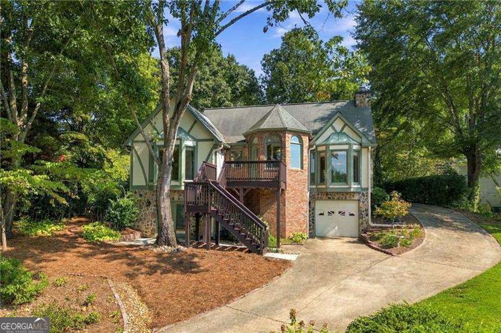 1508 Lake Koinonia Drive, Woodstock, GA 30189