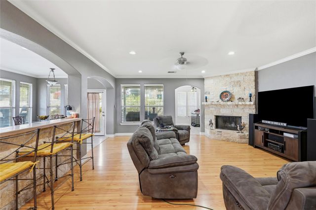 22101 Oban DR, Spicewood, TX 78669