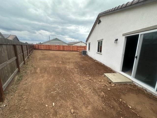 6042 Lassie Ct, Riverbank, CA 95367