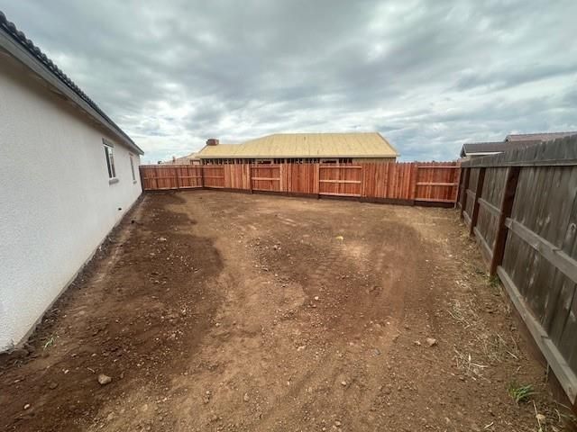 6042 Lassie Ct, Riverbank, CA 95367