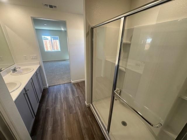 6042 Lassie Ct, Riverbank, CA 95367