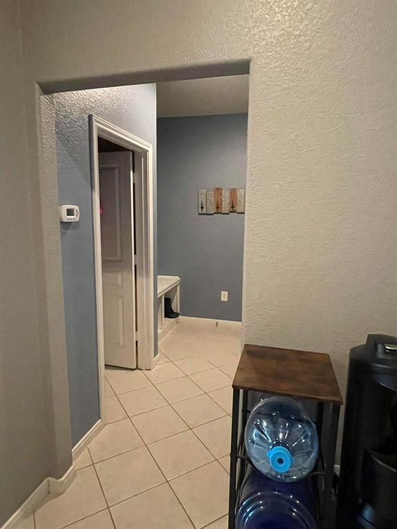 Image 10 of property listing at 24751 Heirloom Lane, Katy, TX 77493