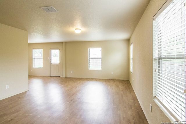 2218 Fishing Trail, San Antonio, TX 78224