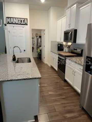 8083 GUILD WAY, Jacksonville, FL 32222