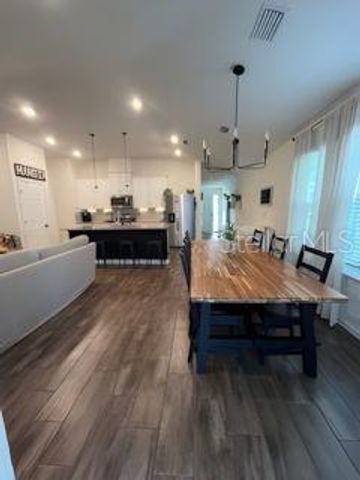 8083 GUILD WAY, Jacksonville, FL 32222