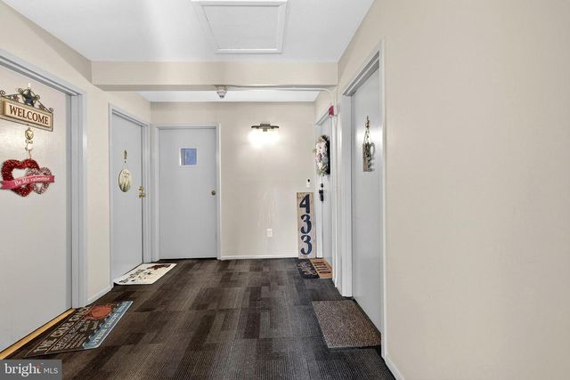 433 GOVERNOR HOUSE CIR, Wilmington, DE 19809