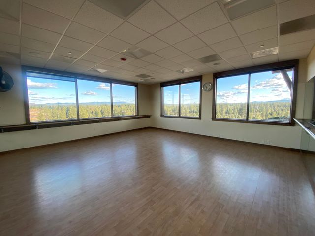 19301 Alianna Loop, Bend, OR 97702