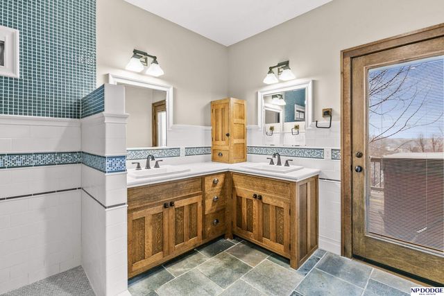 4724 Coffey Street, Papillion, NE 68133