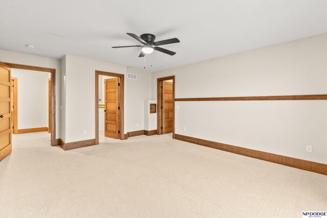 4724 Coffey Street, Papillion, NE 68133